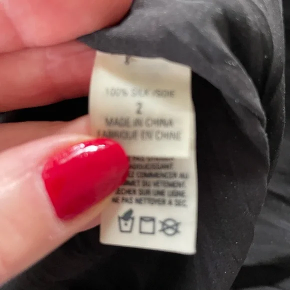 Ellie Tahari silk skirt with belt - Picture 3 of 8